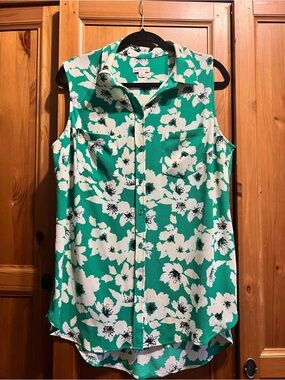 Merona Sleeveless Floral Button-Front Top in Green and White